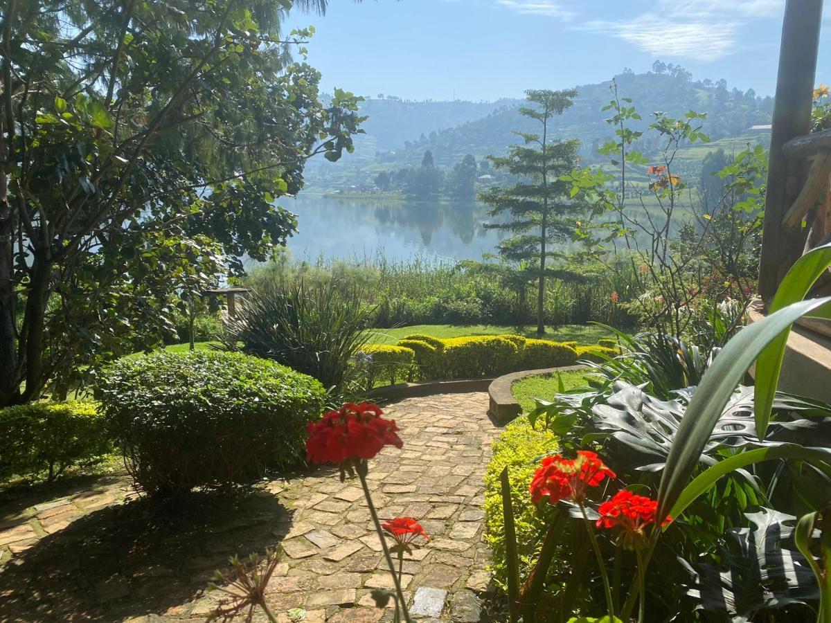 Itambira Island, Seeds Of Hope Kabale Екстериор снимка