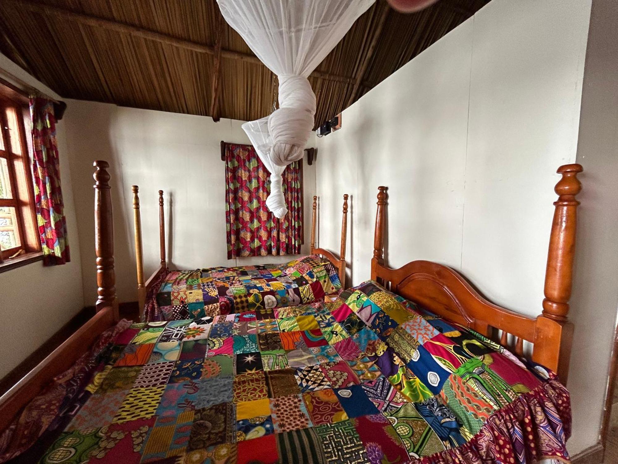 Itambira Island, Seeds Of Hope Kabale Екстериор снимка