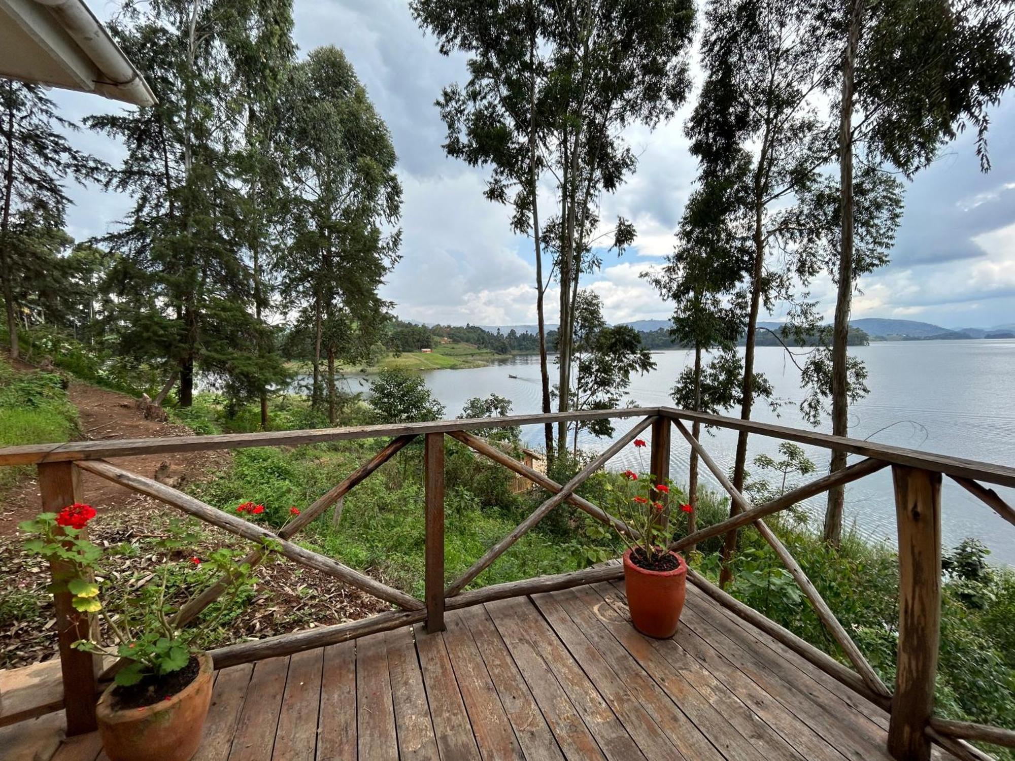Itambira Island, Seeds Of Hope Kabale Екстериор снимка