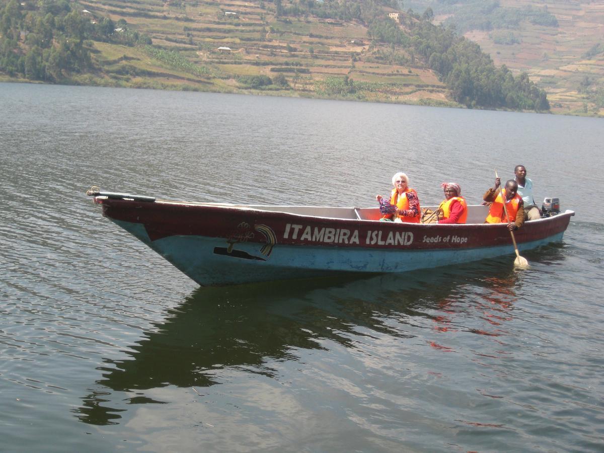 Itambira Island, Seeds Of Hope Kabale Екстериор снимка
